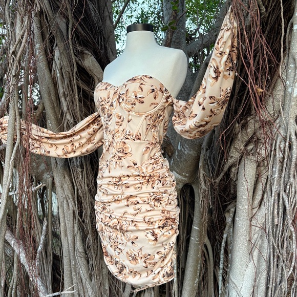 Brown Floral Corset Mini Dress Size M 8 Cold Shoulder Ruched Cocktail Party Zip - Picture 3 of 17